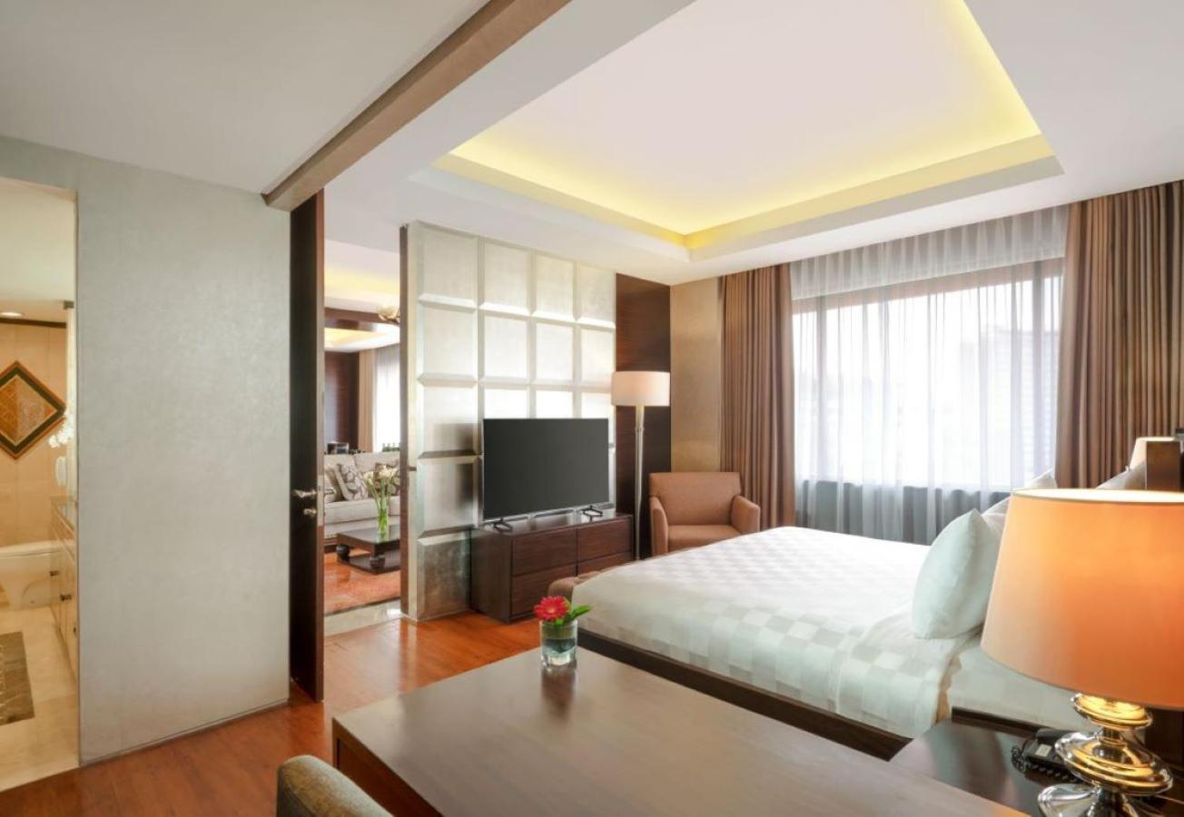 Hotel Ciputra Semarang managed by Swiss-Belhotel International Bagian luar foto